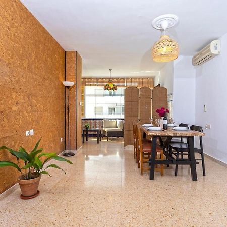 -Malagasunapts- West Beach Malaga Seafood & Relax Eksteriør bilde
