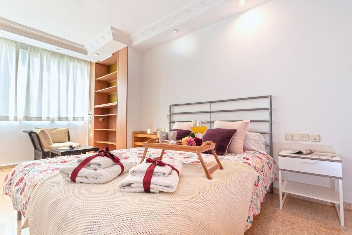 -Malagasunapts- West Beach Malaga Seafood & Relax Eksteriør bilde