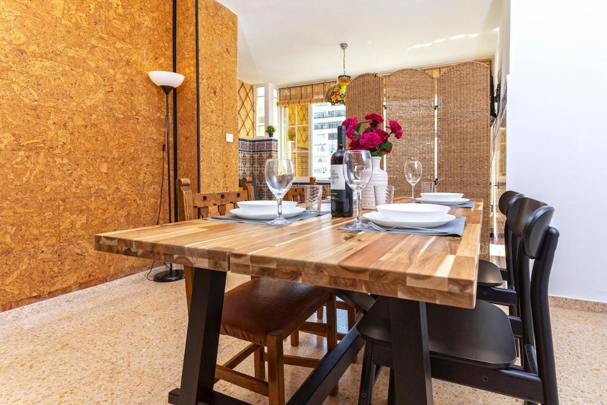 -Malagasunapts- West Beach Malaga Seafood & Relax Eksteriør bilde